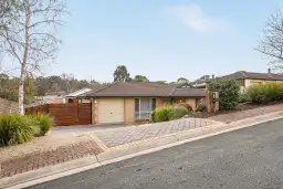 3 Amelio Walk, Flagstaff Hill