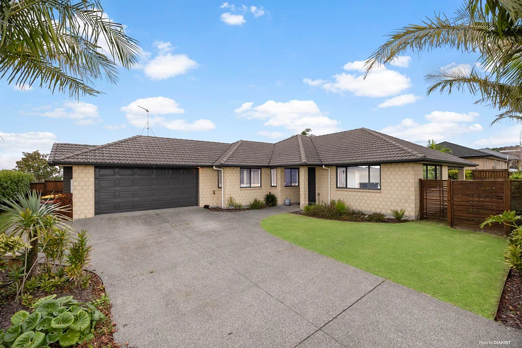 Pukekohe 4房  Family Home Must Be Sold!