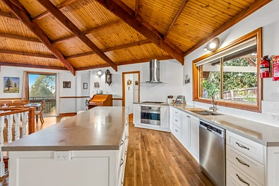 3 Woombye Close, Koonawarra, NSW 2530, 3 slaapkamers, 2 badkamers, House