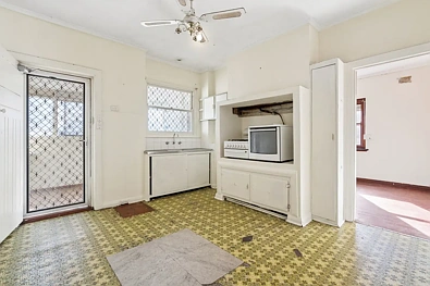 16 Main Street, Beverley, SA 5009, 3 Bedrooms, 1 Bathrooms, House