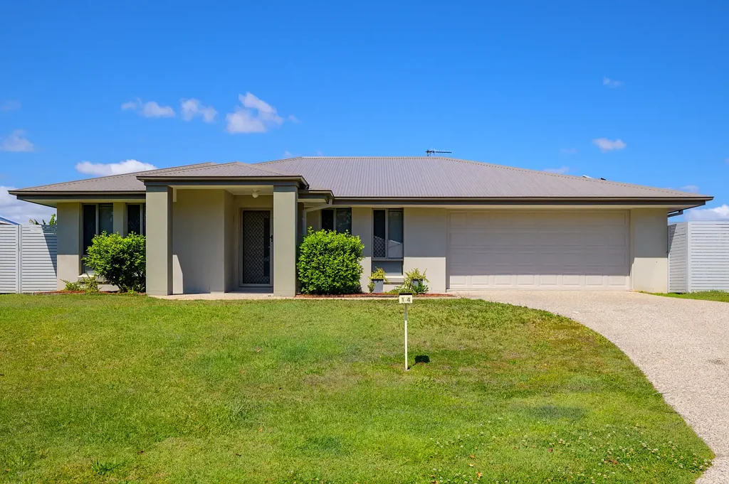 Cooloola Cove 4कमरा Quality Living in a Welcoming Community