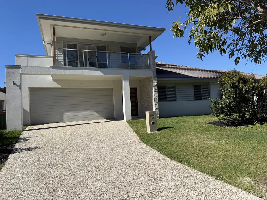 Spacious Family Home in the Heart of Pimpama