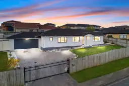 27 Gordon Stanley Drive, Massey