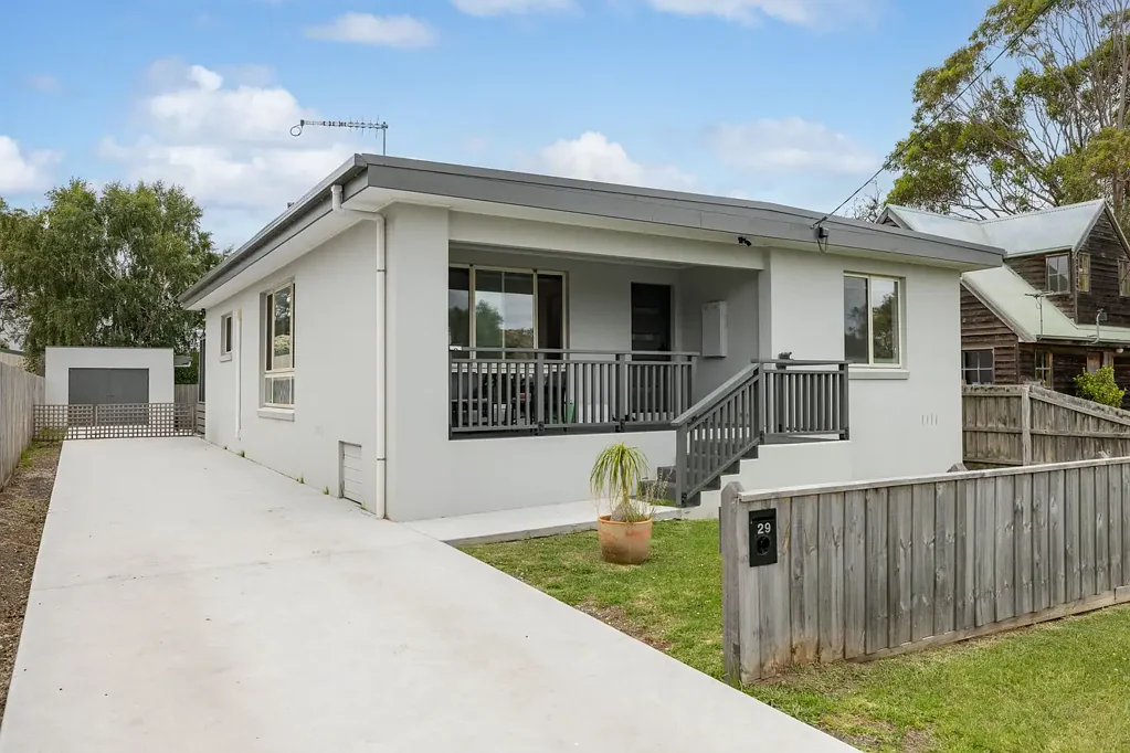 29 Irving Road, Cowes, VIC 3922