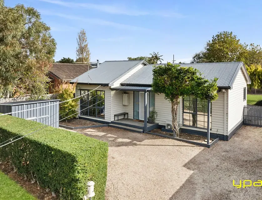 3 Hotham Street, Cranbourne, VIC 3977, 4房, 2浴, 独立屋