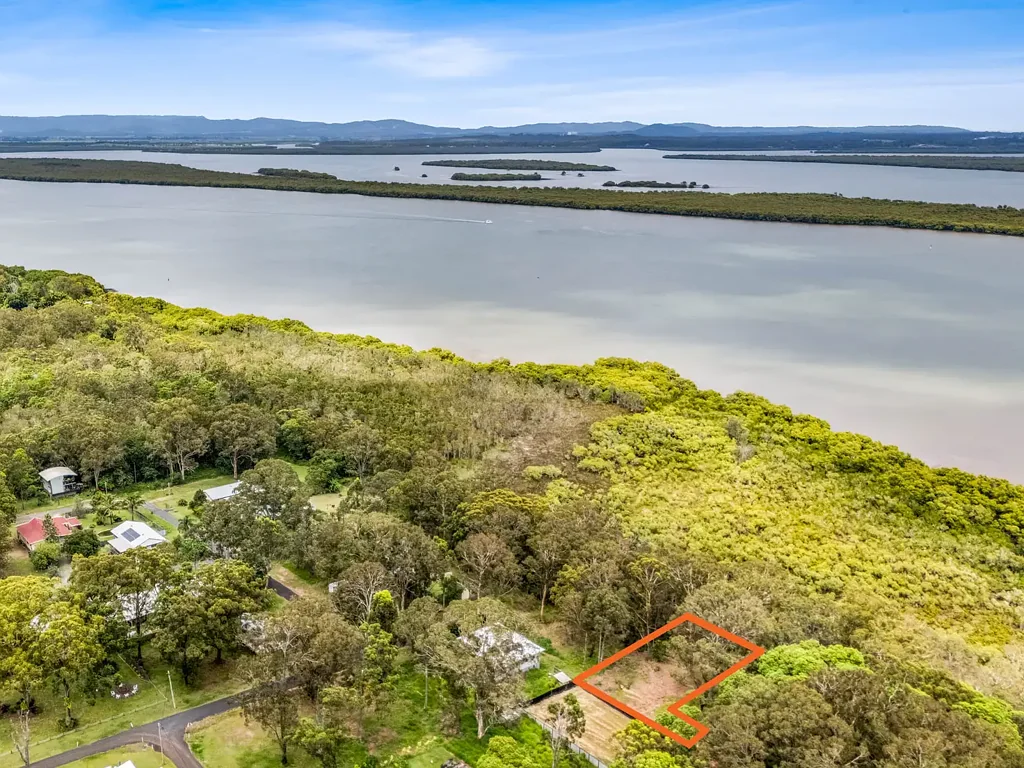 Russell Island $179,950 - 751m2 + Uninterrupted water views