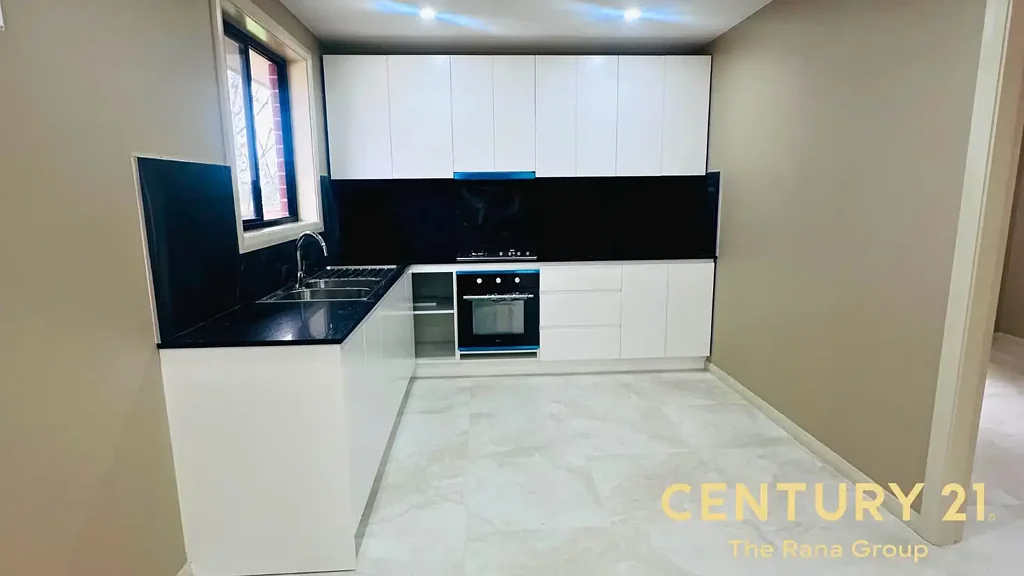 Beautiful Newly Built Granny Flat in Marayong - short walk to Marayong Station.