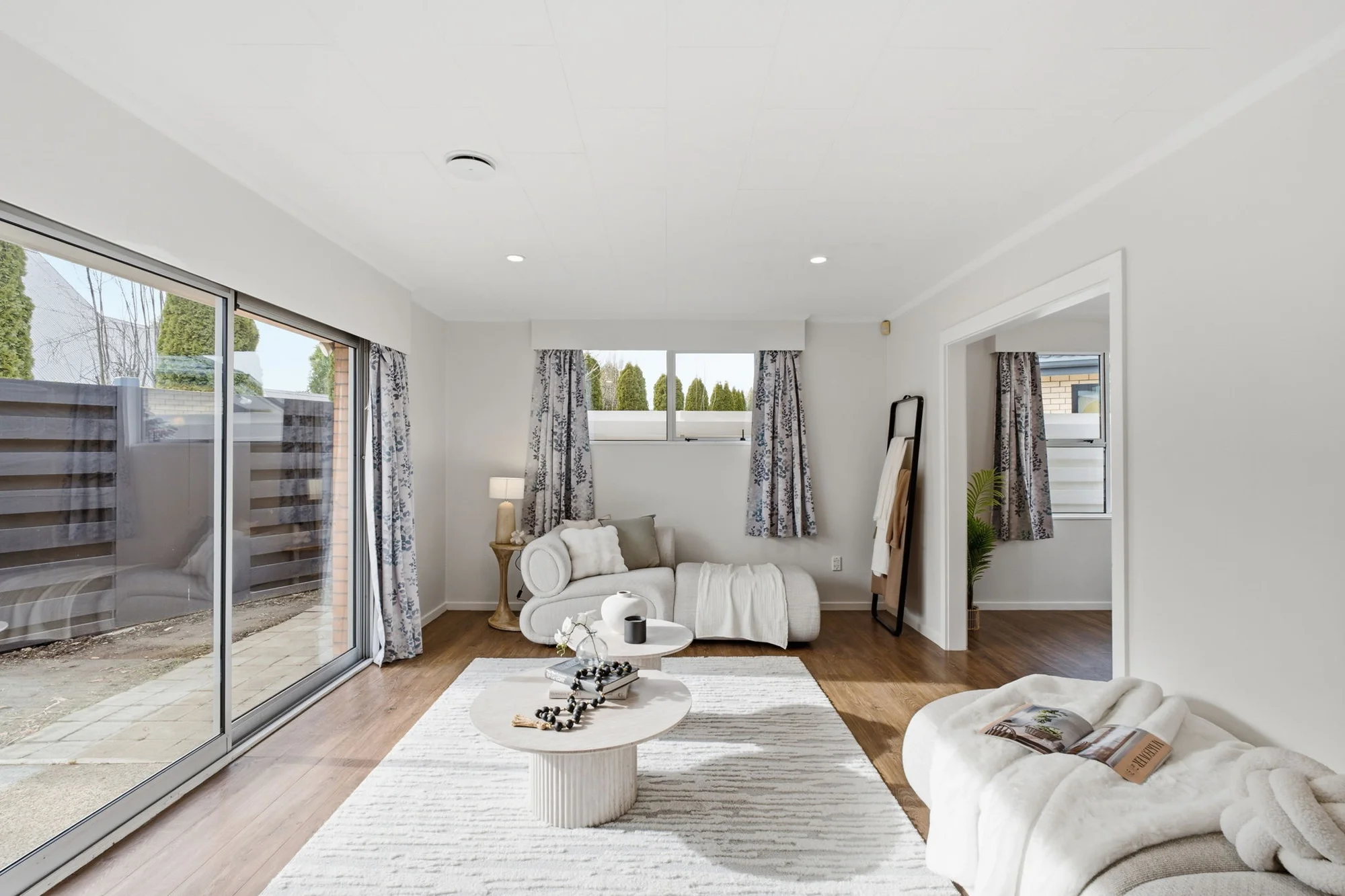 76 Avonhead Road, Avonhead, Christchurch, Canterbury, 3 Bedrooms, 1 Bathrooms, House