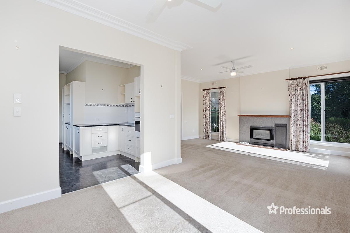 6 MORONGO AV, HAMILTON VIC 3300, 0房, 0浴, House