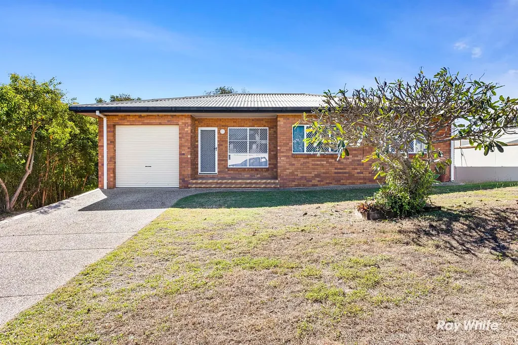 A STONES THROW FROM THE BEACH IN COOEE BAY