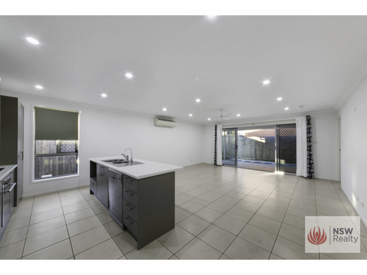 20 FURLONG DR, CURRANS HILL NSW 2567, 0 rūma, 0 rūma horoi, House