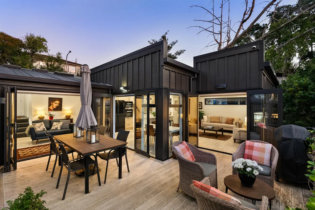 Orakei 3房  Modern living, timeless appeal