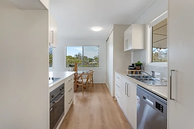 16 Kinarra Street, Ashmore, QLD 4214, 3房, 1浴, House
