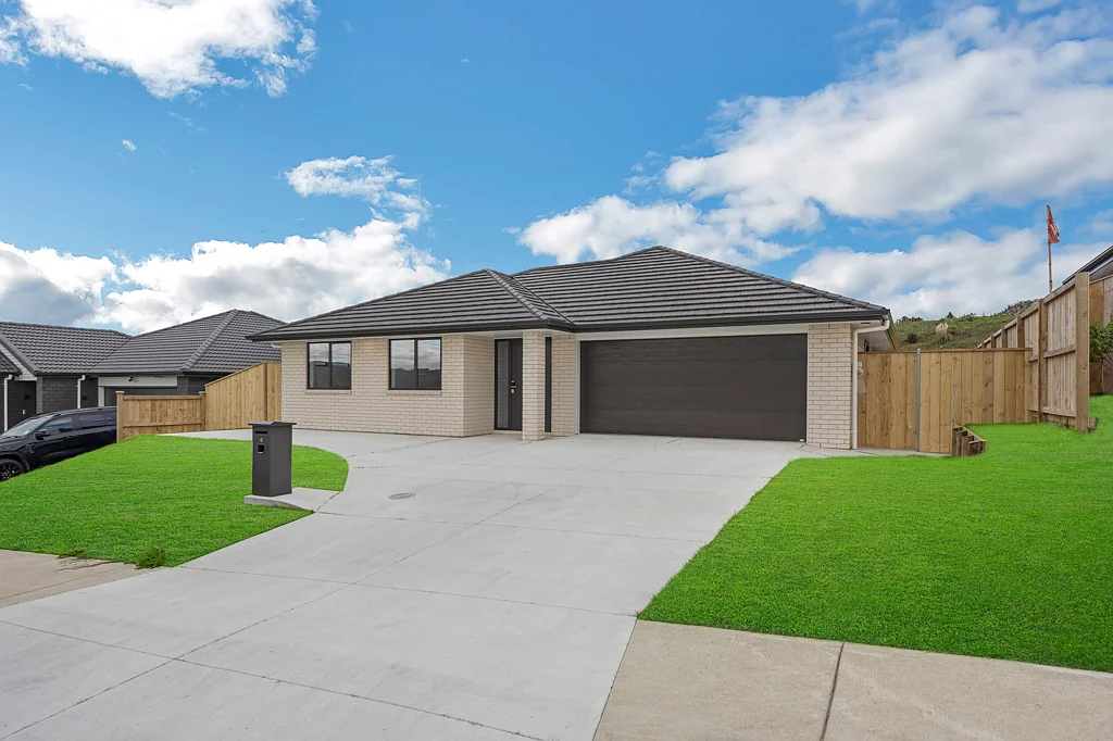 6 PIEDMONTE AVENUE, Pokeno, Franklin, Waikato District