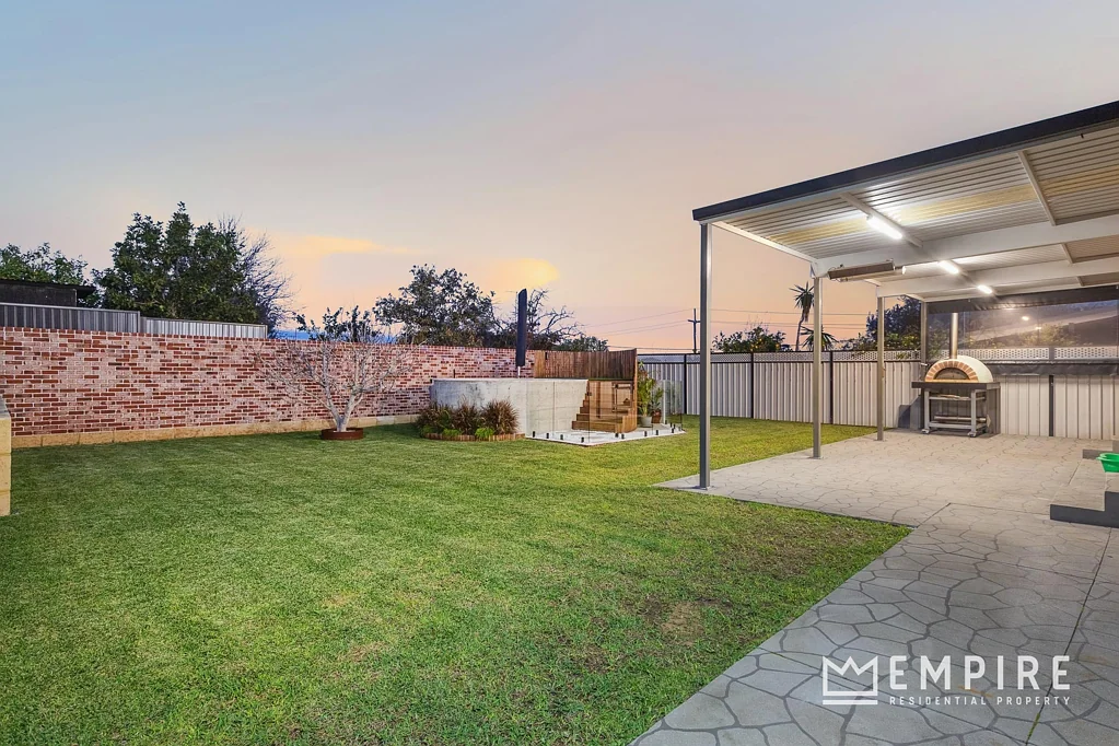 227 South Street, Beaconsfield, WA 6162
