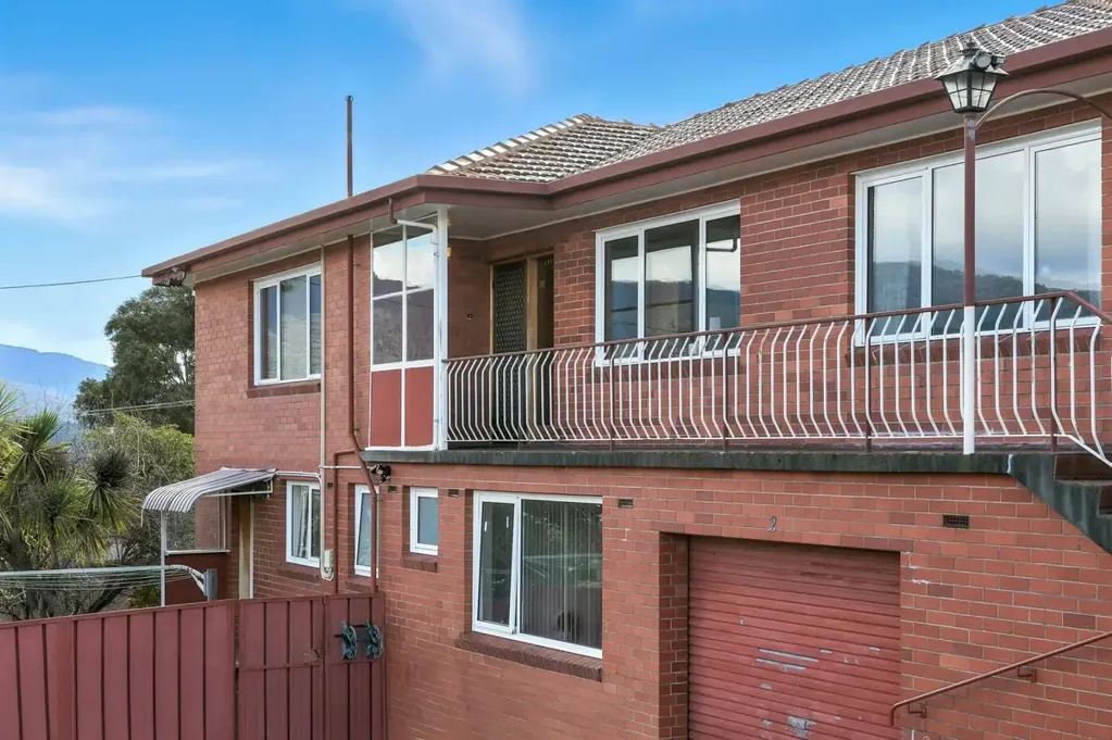 West Moonah 3 Bedroom Offering one three-bedroom and one two-bedroom residence