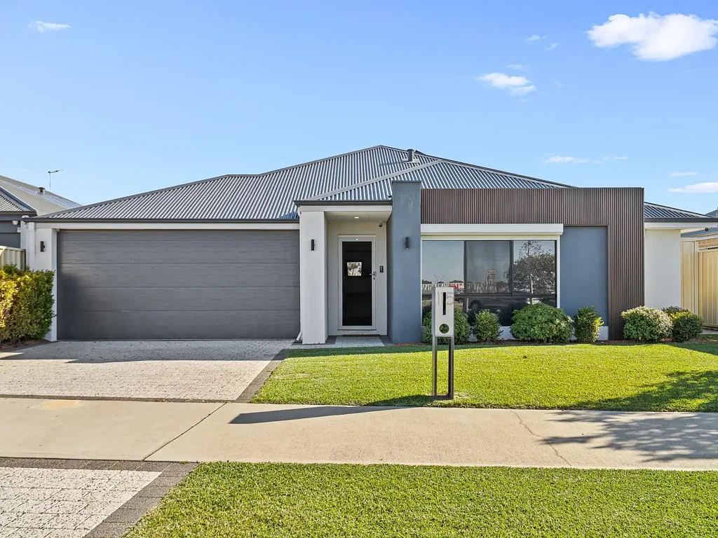 Madora Bay 4Zimmer Modern coastal living with room to grow