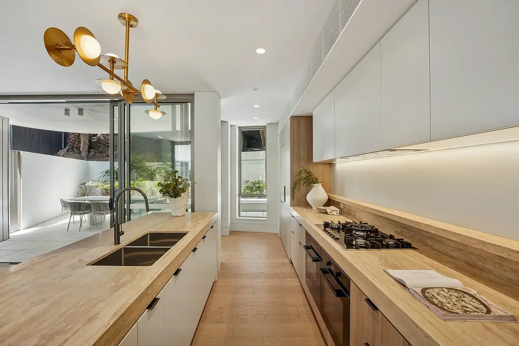 Bellevue Hill 3Kwarto Brand New 215 sqm Garden Residence with Private Oasis in Bellevue Hill