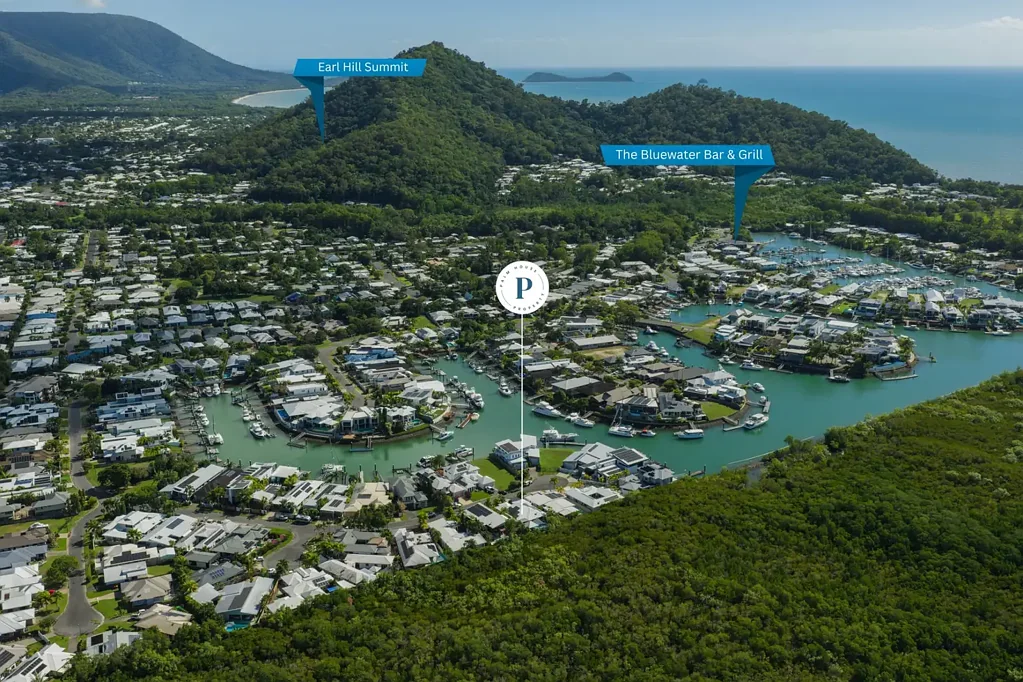Trinity Park 5ห้องนอน Resort-Style Family Living with Tropical Gardens, Pool & Pavilion Near Bluewater Marina