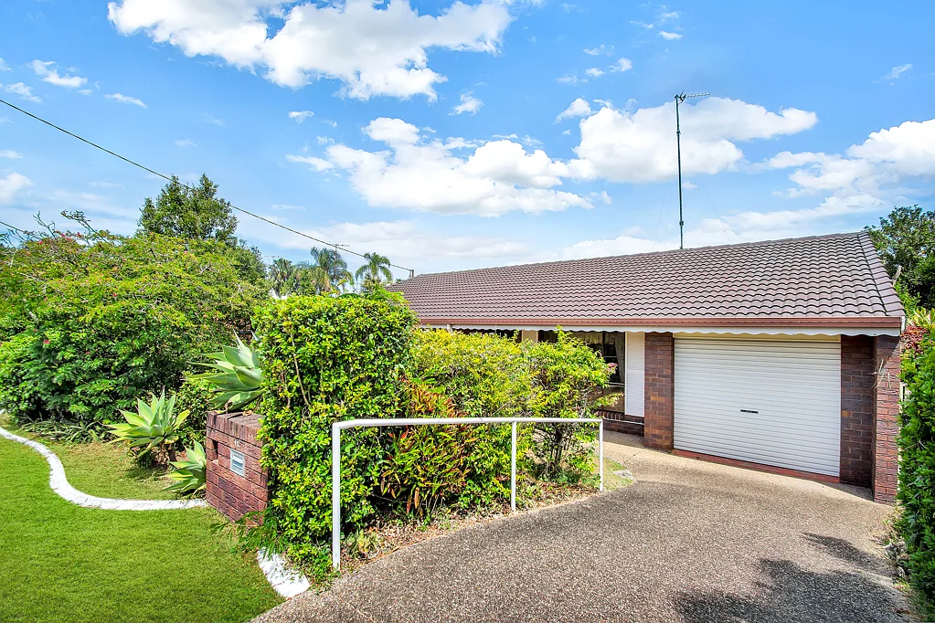 13 Tombarra Street, Mooloolaba, QLD 4557