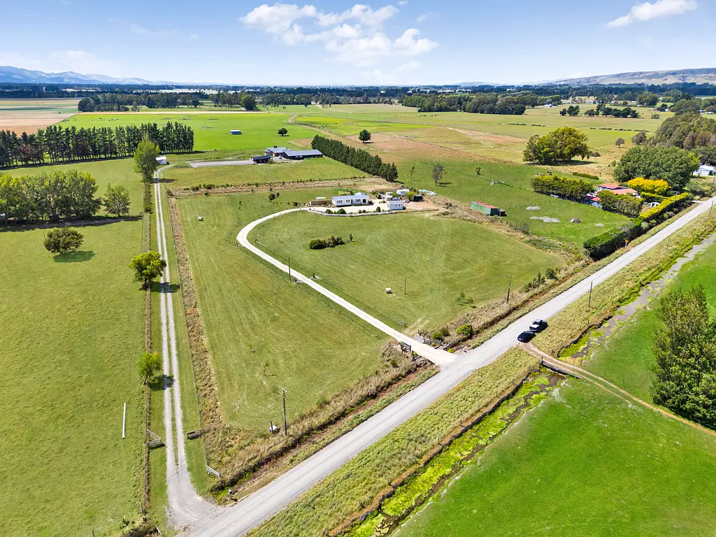 108 Phillips Line, Tauwharenikau, South Wairarapa, Wellington