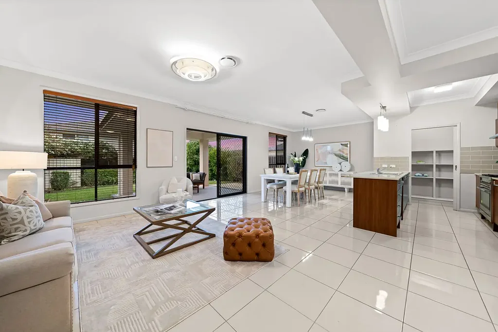 41 Kookaburra Circuit, Rochedale, QLD 4123