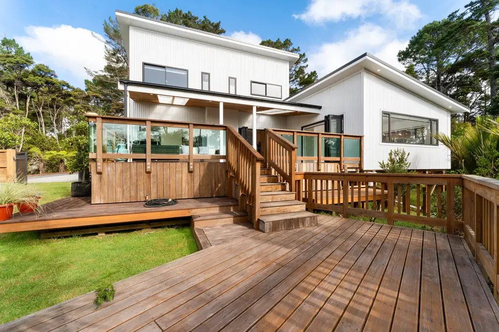 Waitakere 3房  Beautiful rural setting in private gated community