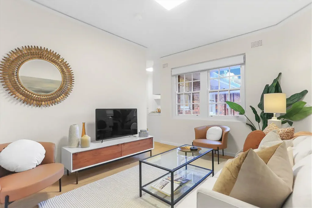 Kensington 2Habitaciones Charming Period Apartment in a Prime Lifestyle Location 
(Easy Access Via Milroy Ave)