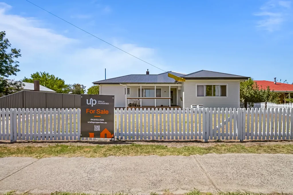 126 Bridge Street, Uralla, NSW 2358