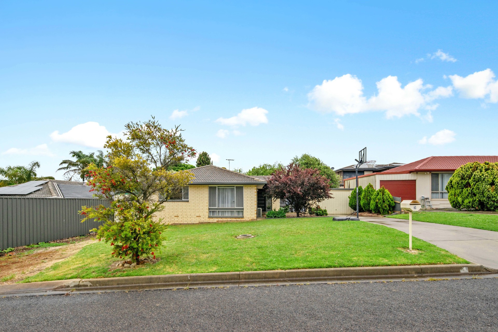 4 HAMPTON CT, REYNELLA SA 5161, 0 habitaciones, 0 baños, House