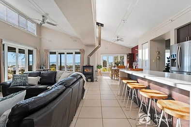 6 Robert Jones Street, Mudgee, NSW 2850, 4 slaapkamers, 2 badkamers, House