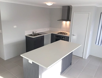 329 A & B Westfield Road, Seville Grove, South East Perth, 5 rūma, 3 rūma horoi, House