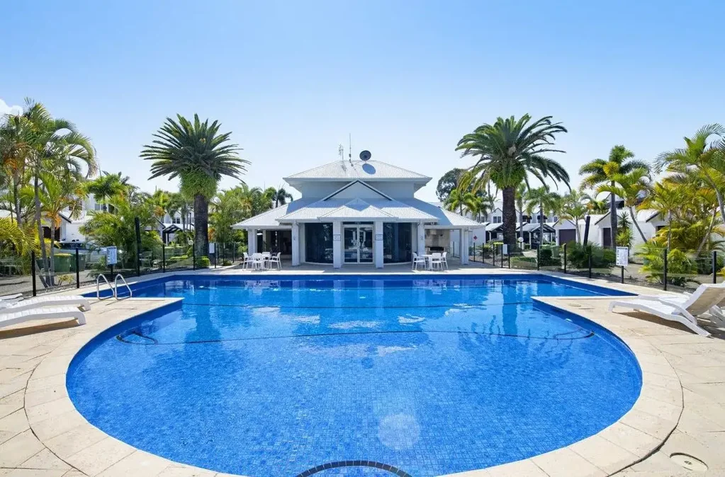 Surfers Paradise 3房  UNDER CONTRACT!