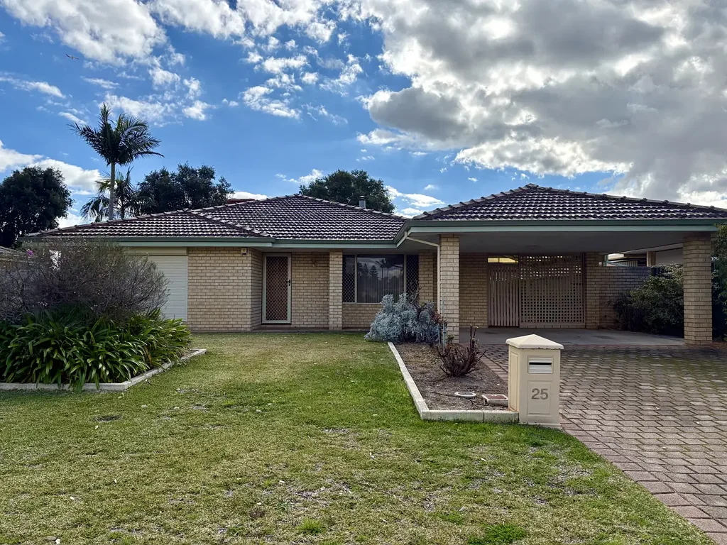 Spacious Family Home in Peaceful Larkspur Place