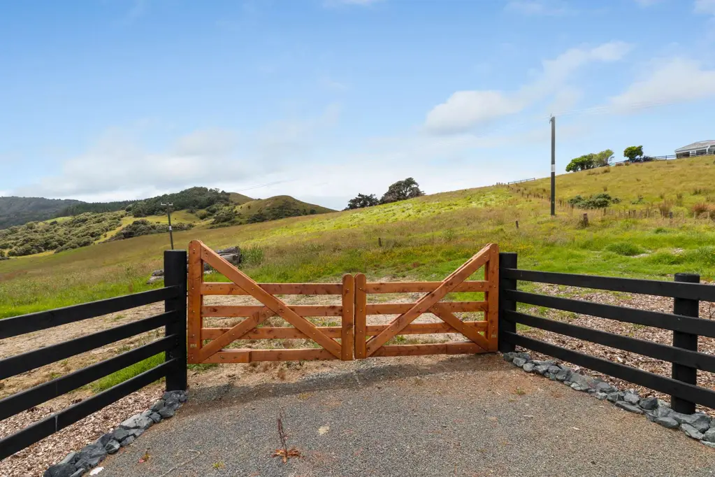 Kaipara Flats Seriously for Sale