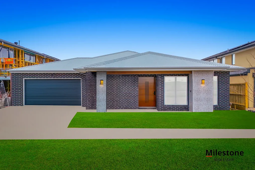 Clyde North 4房  Custom-Built Luxury Masterpiece: Where Space, Quality & Location Merge Perfectly!