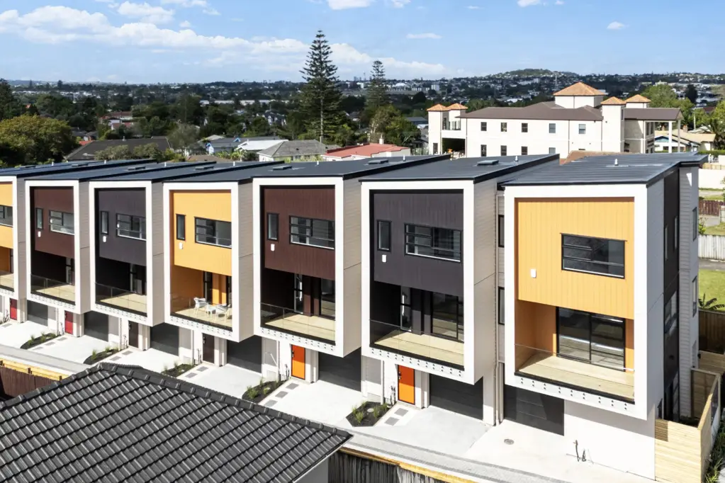 New Lynn 4ห้องนอน Buy with less than $50K Deposit, Brand New & Modern.