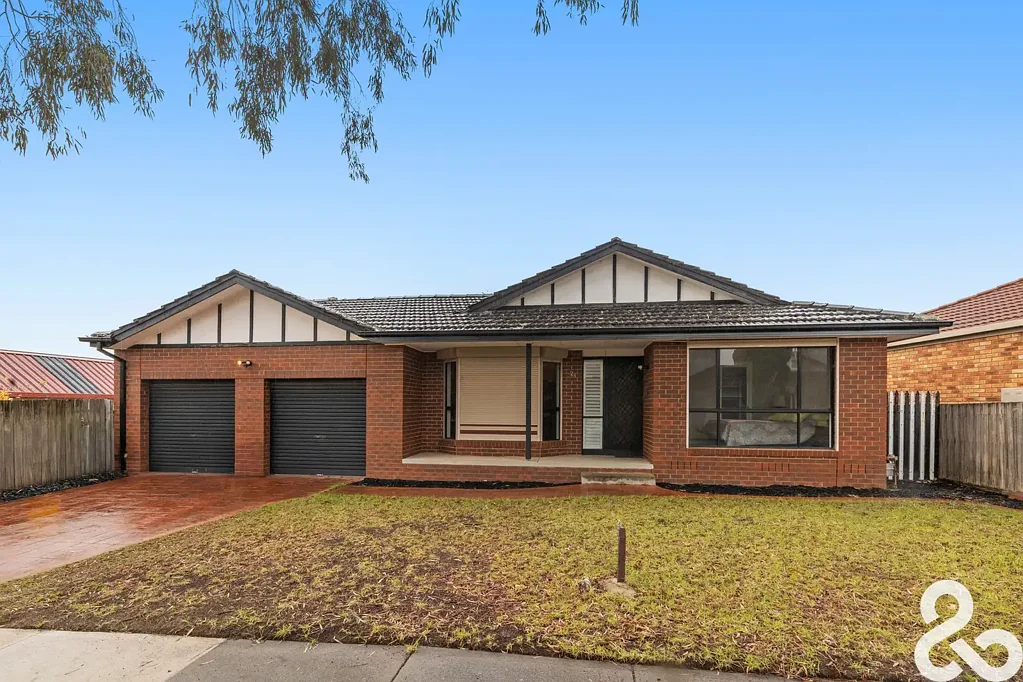 Mill Park 3 Bedroom Spacious Living & Entertaining In A Prime Position