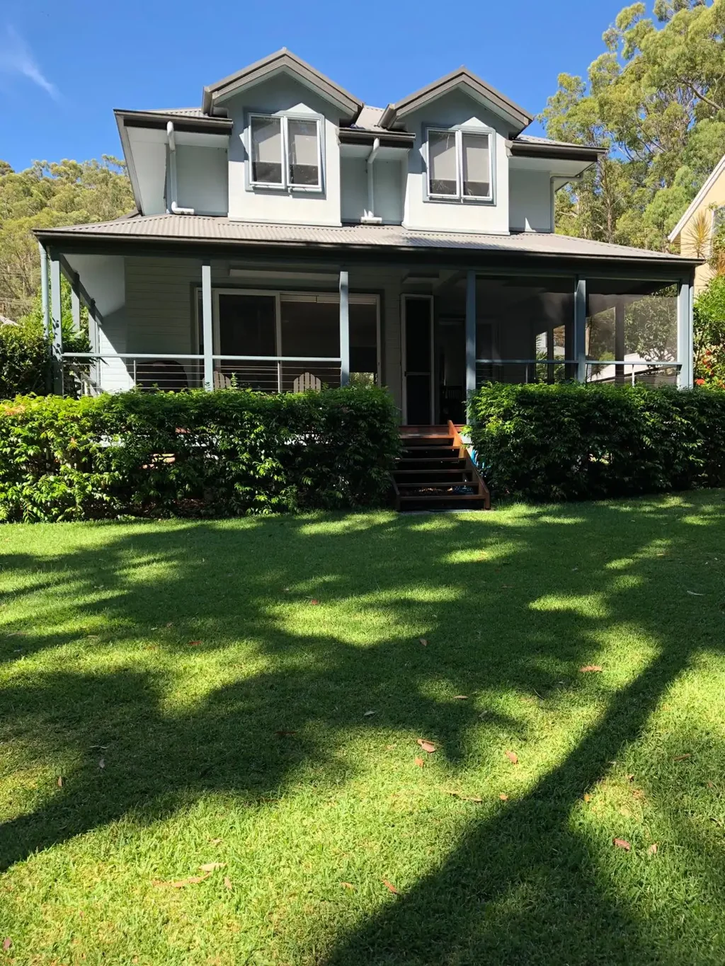 Fully Furnished 3-Bedroom House | Walk to Blueys Beach | Resort Facilities