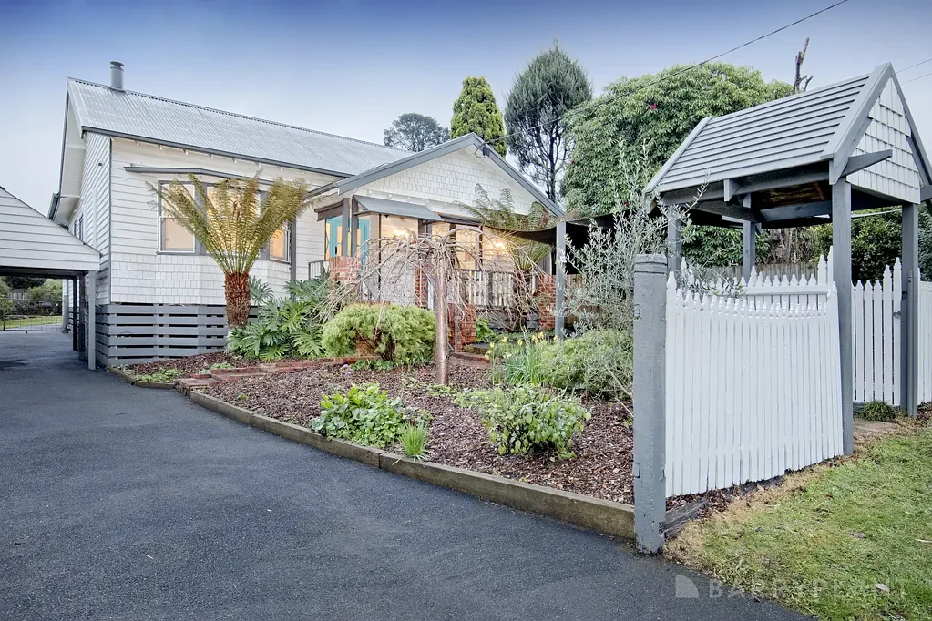Gembrook 3房  Character, Community & Convenience