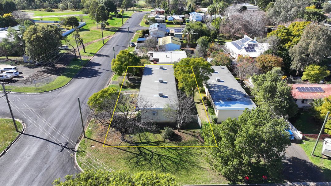 2 QUEEN ST, MOREE NSW 2400, 0房, 0浴, Unit