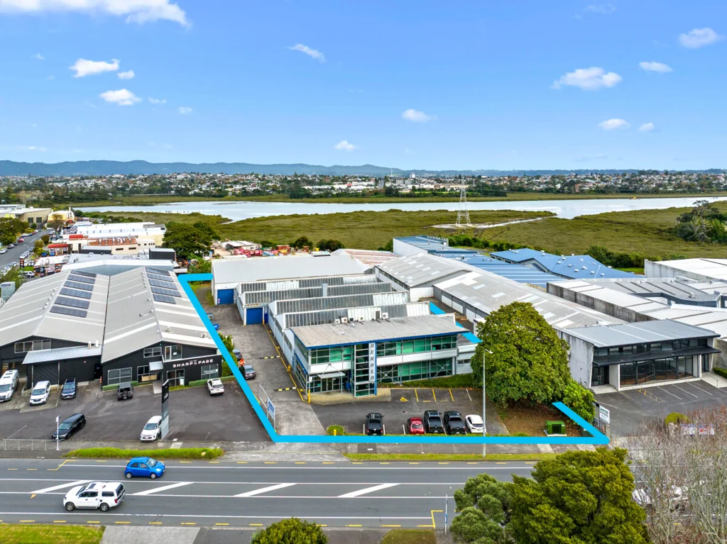 Avondale Industrial HQ in Prime Position