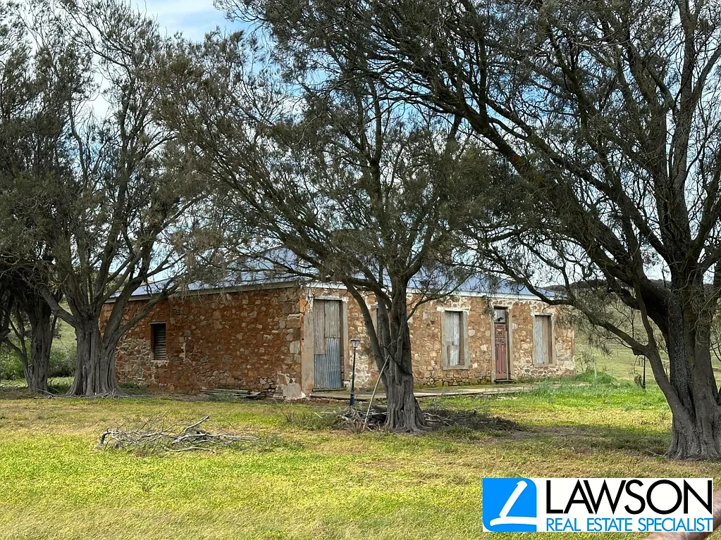 Lipson  Blue Stone Restoration "Yarandale"