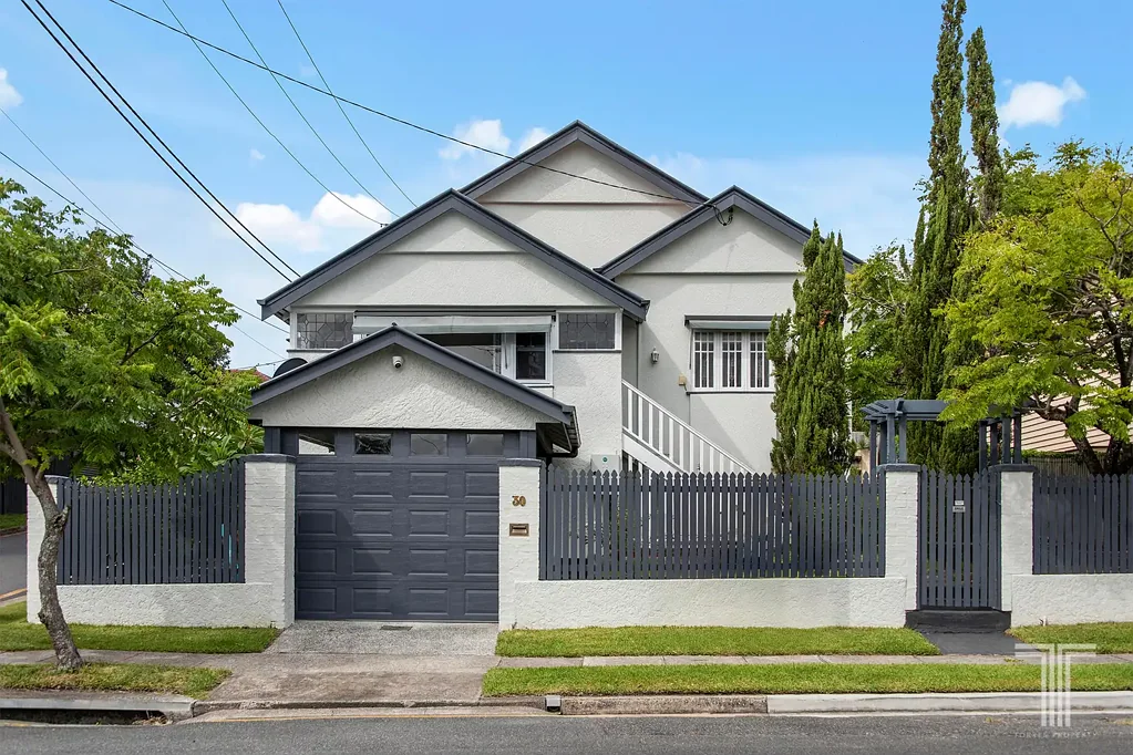 30 Nicklin Street, Coorparoo, QLD 4151