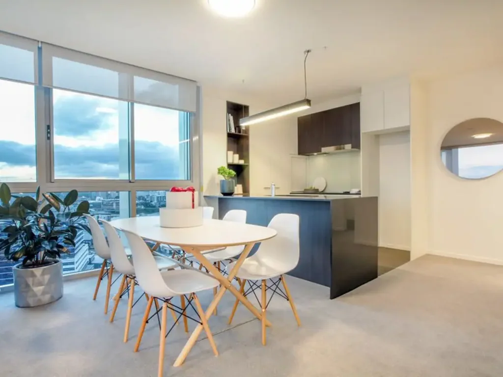 Skyring Apartments - Large 2 Bedroom Apartment with Stunning Views