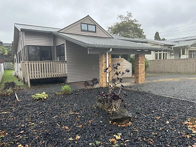 one level property on a flat land