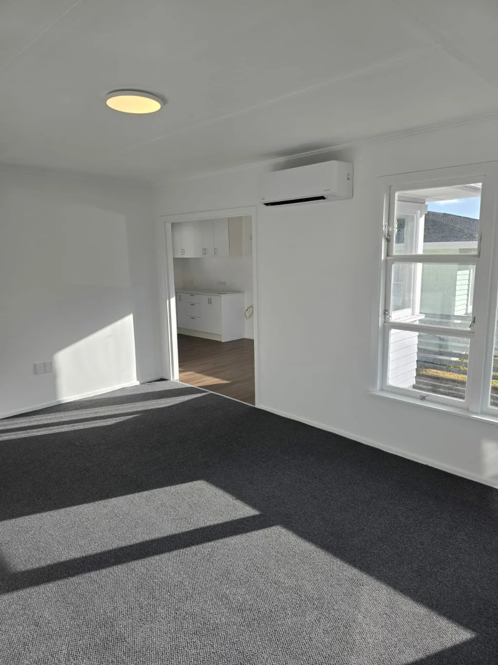 Wainuiomata 3غرفة نوم Big on Space, Fully Renovated, Ready to Go!