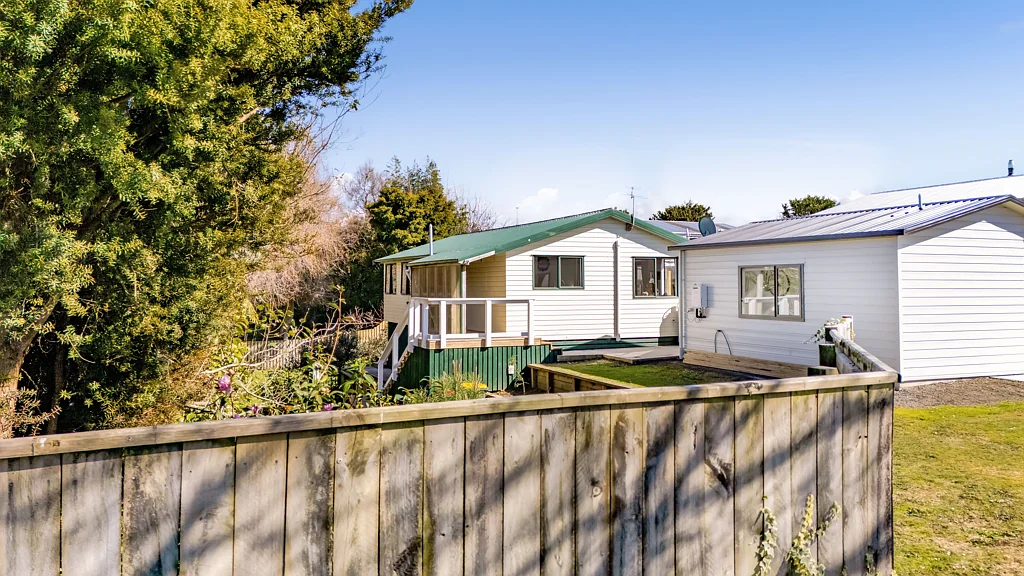 Stratford 2房  Modern Living with a Bonus Games Room & Private Garden Escape