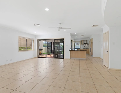 532 Oyster Cove Promenade, Helensvale, Gold Coast, 4 phòng ngủ, 2 phòng tắm, House