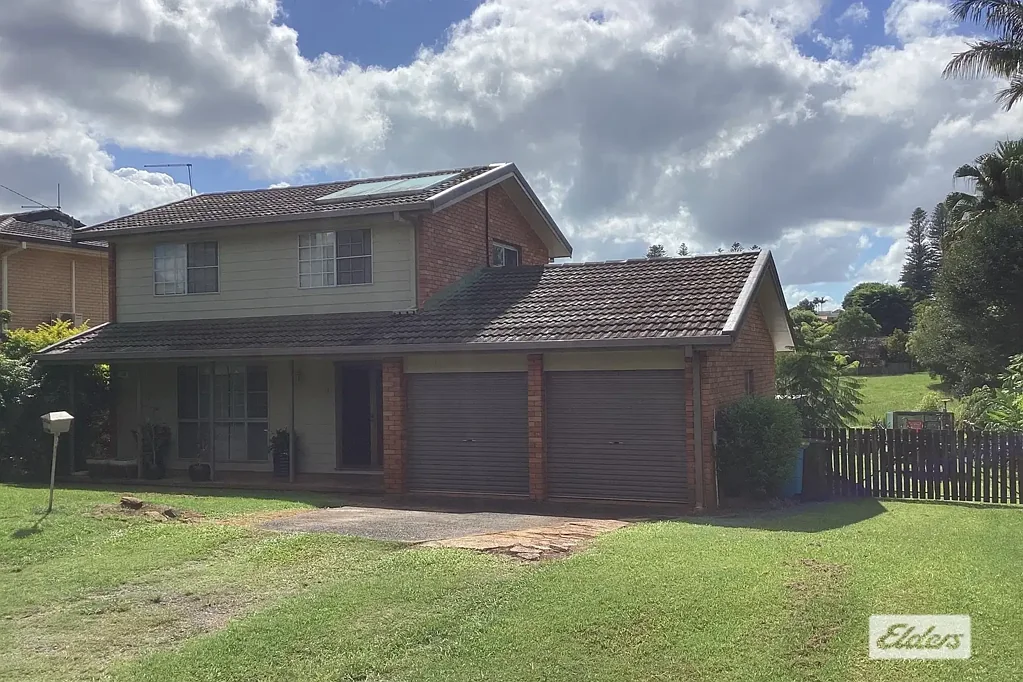 HOUSE FOR LEASE